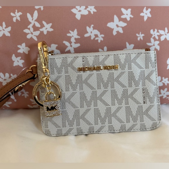 Small MK leather wristlet - Picture 2 of 5